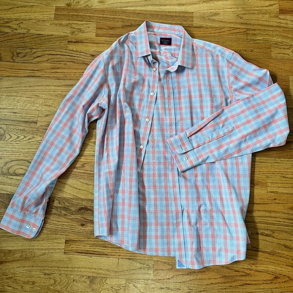Untuckit XL button down blue and red flannel